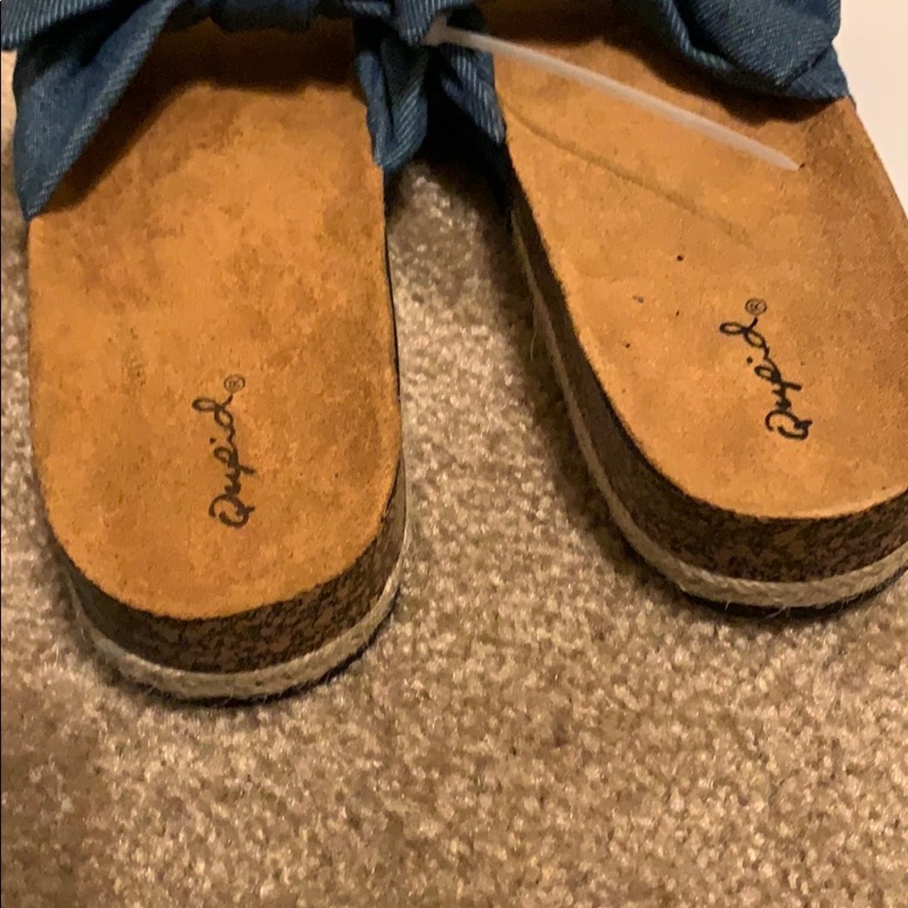 Shoes - Picture 3 of 3
